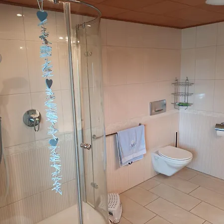 3 1og 100qm Wintergarten Dachterrasse Super Badezimmer * Tangstedt