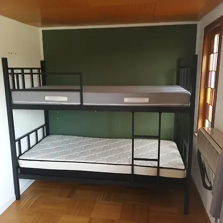 アパート 3 1og 100qm Wintergarten Dachterrasse Super Badezimmer